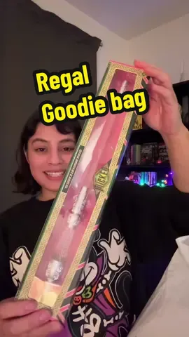 Cute little regal goodie bag unboxing #regalcinemas #unboxingvideo #moviemerch #dracula #belalugosi 