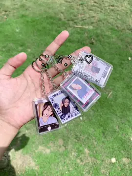 Bisa custom foto kamu atau foto crush  #gancicustom #gantungankuncifoto #gantungantasfoto #gantungancouple #gantungantas 