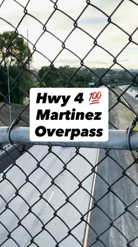 I visited a new overpass today in Martinez!!! ##indivisibleresisterscontracostacounty##visibilitybrigade##icebreaker##flashmobdance