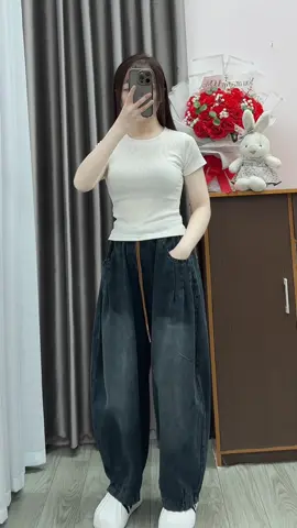 Quần Jean Nữ Ống Rộng Bo Gấu  #quanjeannu #quanjeanongrong #thoitrangnu #xuhuong #viral 
