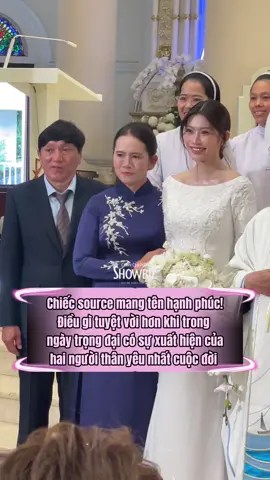 Hạnh phúc nhất là đây  #chenguyenquynhchau #damcuoiquynhchau #tiktokgiaitri #chinchuyenshowbiz #xuhuong 