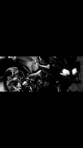 La Yamaha Mt-09🔥#edit #fypシ゚ #mt09 #apoyotiktok 