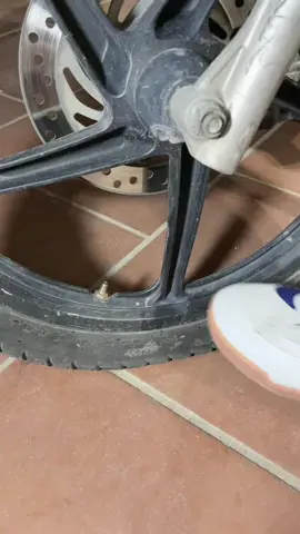 Máy bơm xe mini tự động nho gọn tiện lợi mà giá chưa tới đầu 2 #maybomxe #bomxemay #maybommini #bomxe #vietdepot #thanhhoai22003 #xuhuong 