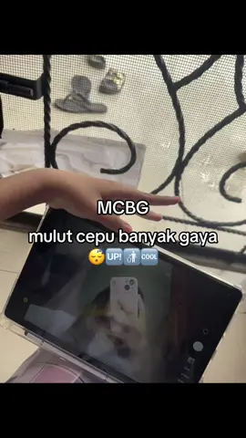 BANYAK GAYA #fotolive #lwatberanda #justcontent #katakata 