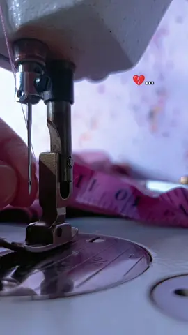 الابره وي الخيط بلكي تصالحت 💔.... #خياطات #العراق  #طويريج_كربلاء_المقدسه 