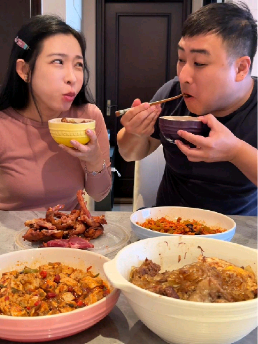 Riêng buổi nói chuyện này thì vợ tôi rất nghe lời 😉😉😉