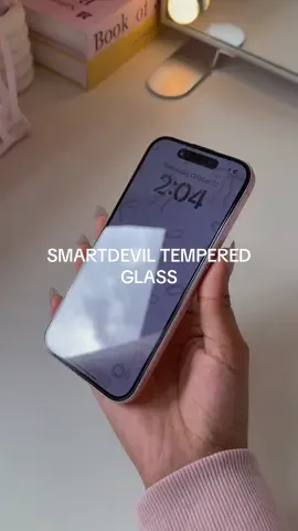 This tempered glass also really premium ✨ #smartdevilscreenprotector #smartdeviltemperedglass #temperedglass #temperedglassforiphone #iphonetemperedglass 