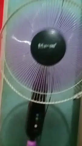 kipas angin miyoshi  memiliki desain yang menarik harga seblak awet nya kebangetan aku sendri udah buktikan Dengan pemakaian yang hampir 6 tahun  ayookkkk buruan dimiliki