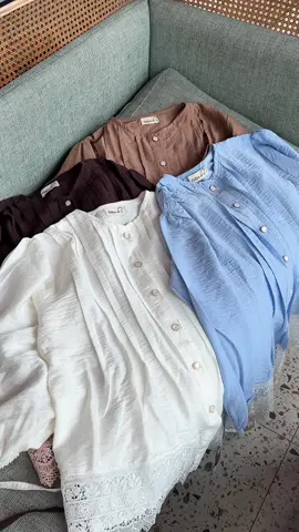 Aduduuu cakep bgt plis blousenya, sisa Size M aja sayang buruann! 🫶🏻 #blousecantik #fyp #foryou #paydaysale 