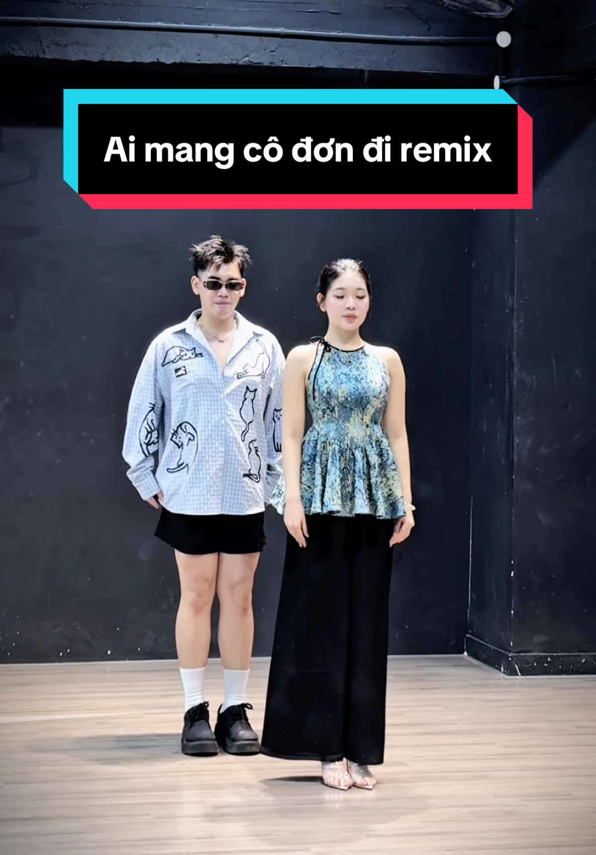 Nay 2 em bé là ăn tết sớm luôn nha :)))) (dc: @𝔸𝕟𝕙 ℙ𝕙𝕚 🙊 ) #dancebar #dancebarNgocAnh #aimangcodondiremix 