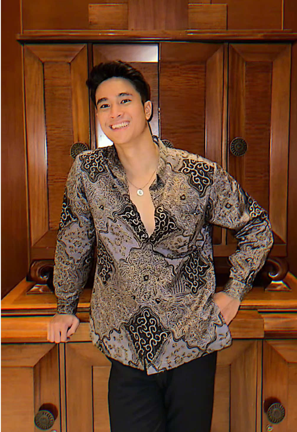 #CapCut Soundnya sudah melekat sama pak trian Ceo ganteng🤏🏻 #bericintawaktu #bcw #sinetron #yesayaabraham #yesayaabraham 