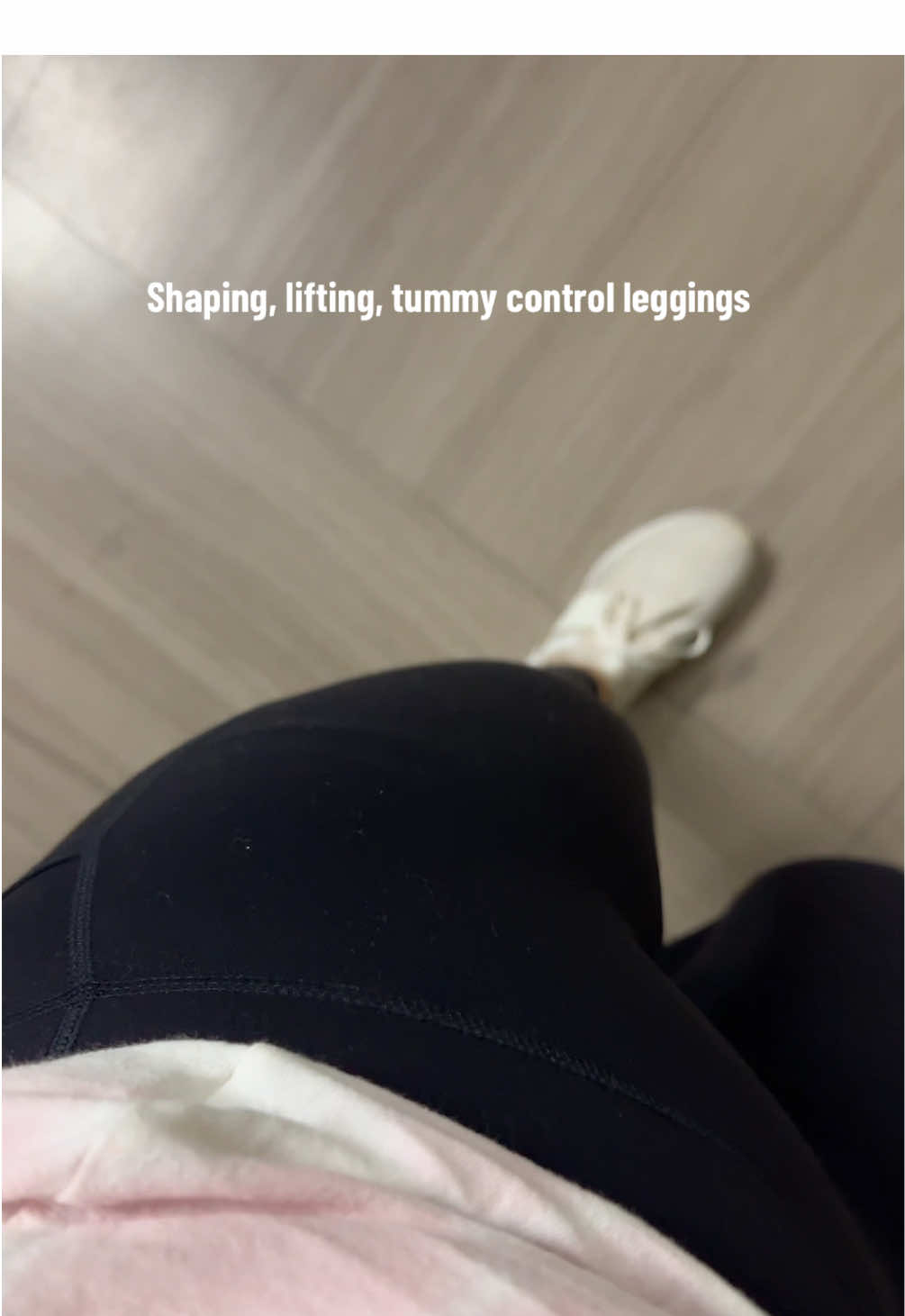 These leggings definitely have that Shapewear effect and the compression is perfect for when you feel extra bloated and need extra support in that tummy area. @SIINSIIN.US #tummycontrolleggingss #bblleggings #leggings #gymleggings #leggingsreview 