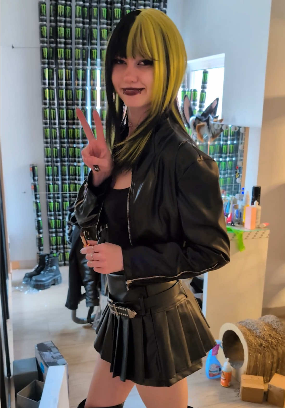 ignore the wall of cans🤫 #emogirl #emostyle #alt #emo #altgirl 