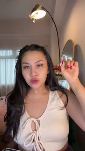 Akhirnya punya serum vit c andalah  #YOURadianceSeries #YOUSkincare #YOUserum #serumYOU #youradiance 