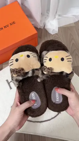 Dép đi trong nhà siêu yêu #depnu #muadong #giayxinh 