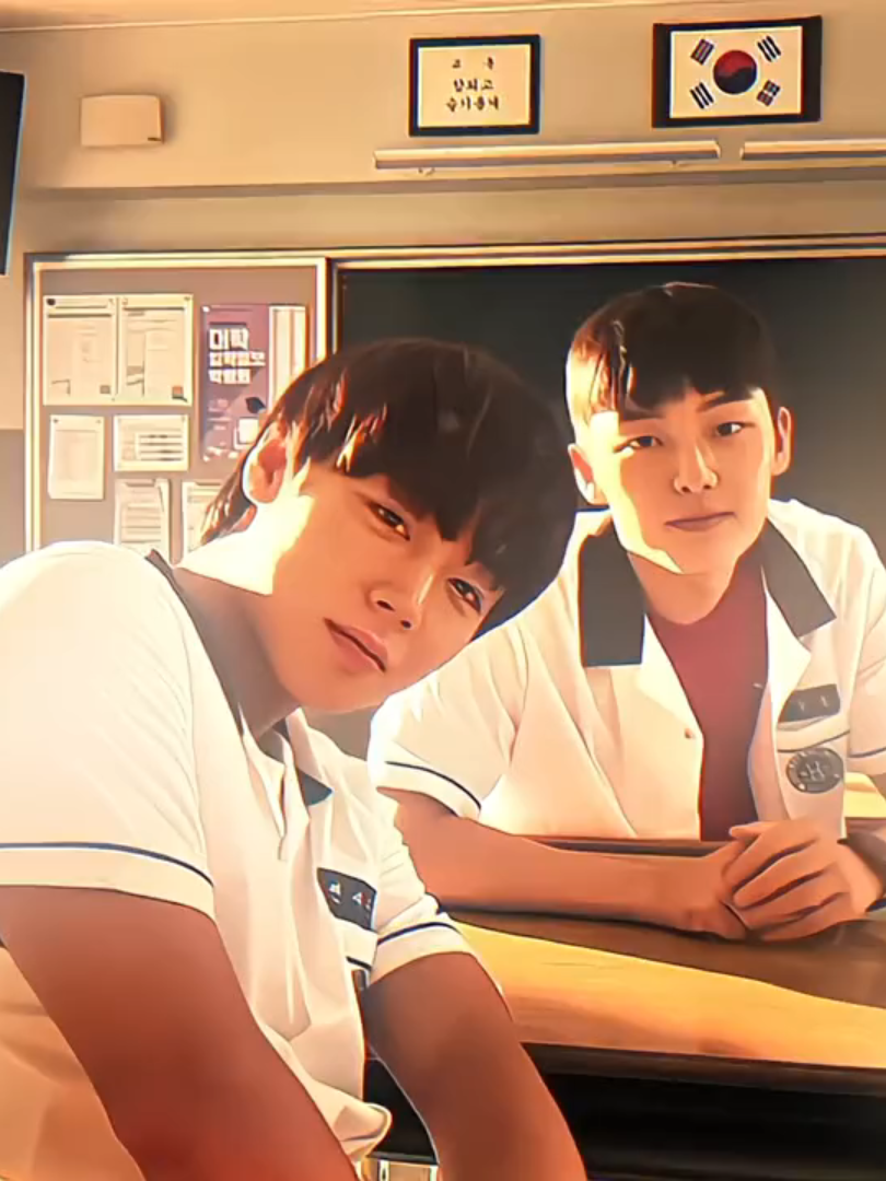 harus hd dulu ya baru fyp🤔 (repost) #parkjihoon #choihyunwook #weakheroclass #fyp #edit