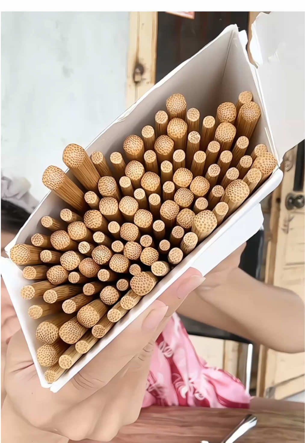 Đủa tre già tự nhiên combo 50 đôi 99k kèm 10 muỗng dài và miếng rữa chén #đuatre #duatregia #duatregiatunhien #giadungnhabep 