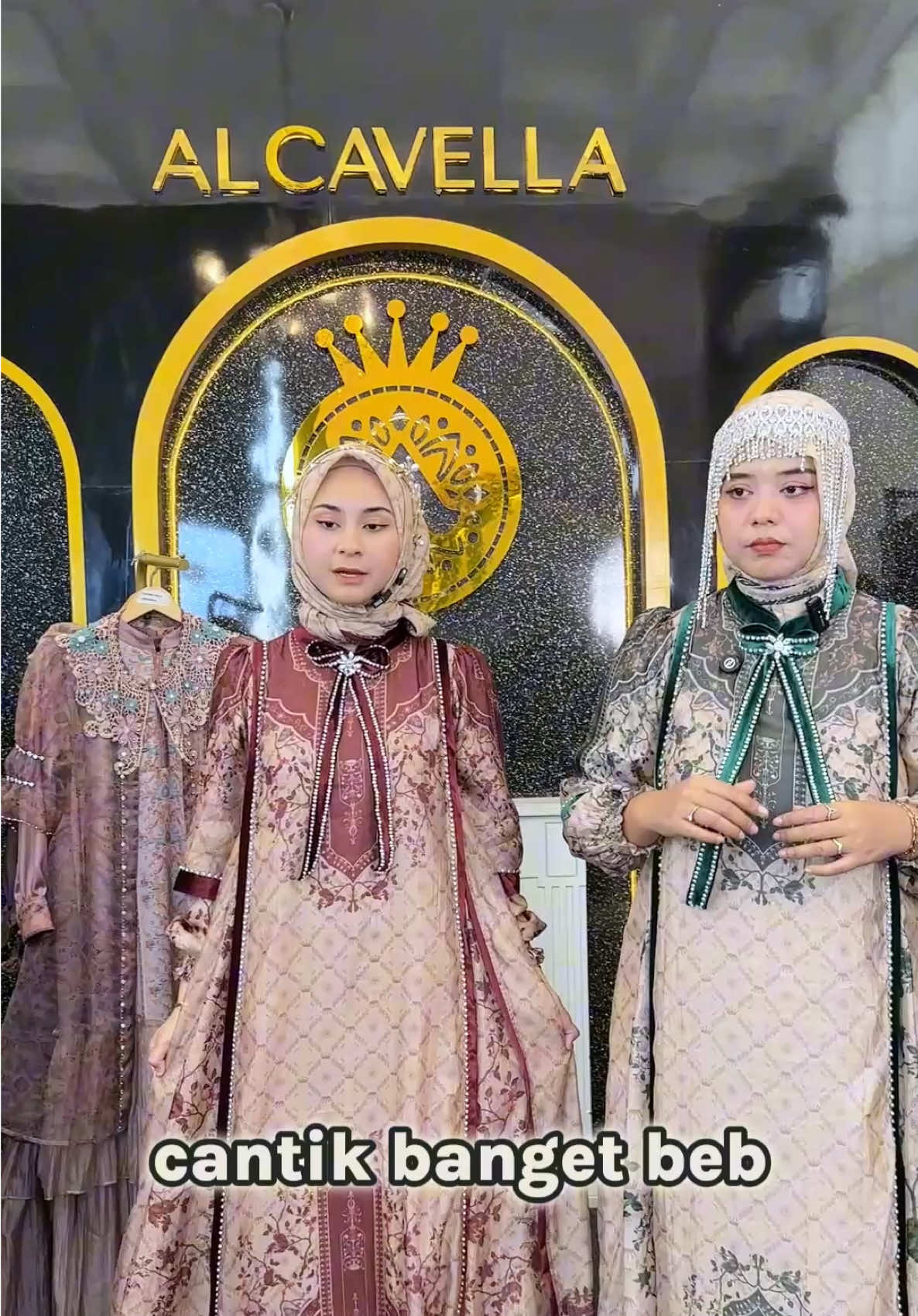 Cantik banget kan? klik keranjang kuning 💛 #guncang1010sale #promomakangajian #alcavella #dressterbaru 