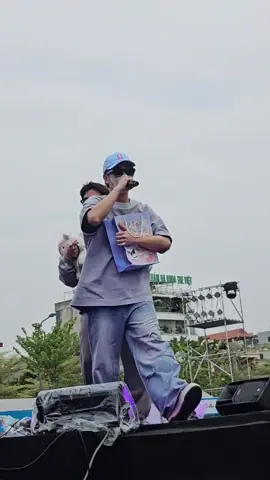 Thẳng lưng lên🤣 bà nào nạt to thế 🤣 tối nhó 🫶 #CAPTAINBOY #GMA #GiaMaAnh @CAPTAIN BOY @CAPTAIN BOY bay tới đây 