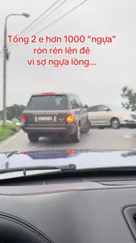 #RangeRover #L322 nối đuôi nhau lên đê tại Long Biên, Hà Nội