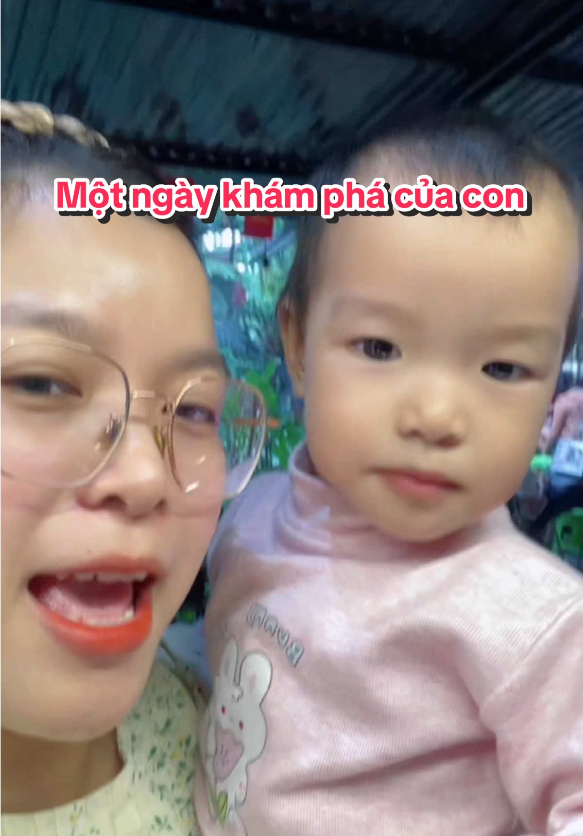 Lần đầu của 2 em bé Mèo kk #lenxuhuong #tiemcayvanuoc #me2embemeo #videoviral #viraltiktok #vir Ý ( Mèo) 