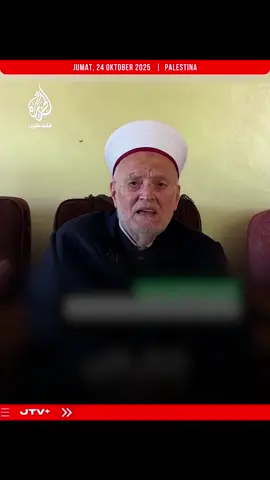Gabenor Baitul Maqdis memberi amaran bahawa sebahagian struktur Masjid al-Aqsa berisiko runtuh akibat kerja-kerja penggalian berterusan oleh rejim Israel di sekitar dan di bawah kawasan masjid serta Kota Lama Baitul Maqdis. Menurut Penasihat Gabenor, Marouf al-Rifai, aktiviti tersebut melibatkan penggalian terowong lama dan baharu yang menghubungkan beberapa kawasan penempatan haram Israel, sebagai sebahagian daripada rancangan orang Yahudi terhadap warisan sejarah dan Islam di kota suci itu. Al-Rifai menjelaskan bahawa terowong-terowong ini menghubungkan kawasan yang digelar oleh pihak rejim sebagai Bandar Daud melalui laluan batu yang asalnya merupakan saluran air purba.  Sumber: WAFA Agency Berita penuh: www.cgm.com.my/latest-news/gabenor-baitul-maqdis-masjid-al-aqsa-berisiko-runtuh-akibat-penggalian-rejim-israel Berita lain-lain: https://www.cgm.com.my/latest-news/ t.me/cintagaza #hasbunallahwaniqmalwakil  #allahuakbar  #freepalestine🇵🇸❤️ #FREEGAZA 