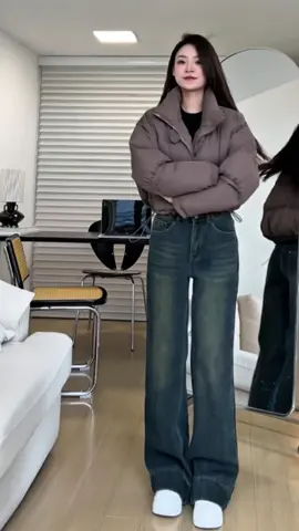 Celana Yang Bikin Cantik Maksimal 🥰 #promomakangajian #celanajeans #jeanshighwaist #celanajeanswanita #celanajeansterbaru 