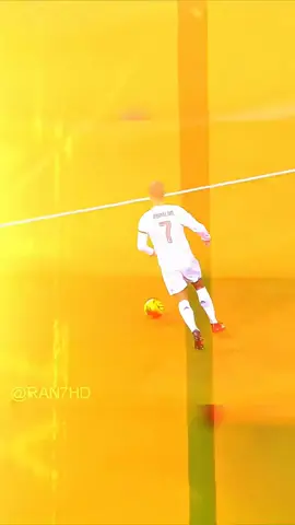 Ronaldo skills🔥☠️ #cr7cristianoronaldo #cr7skills #creatorsearchinsights #ronaldo7 #ronaldoedit 