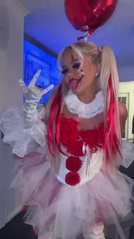 One year I’ll dress sexy 🤣