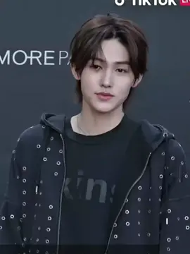 serving face huh?!! seonghyeon? #cortis #hybelabels #seonghyeon #bighit #tiktokawardskorea 