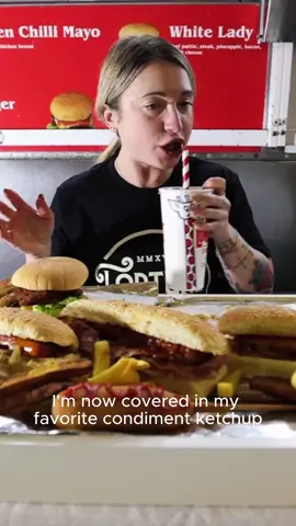 #katinaeatskilos #burger #food #foodchallenge #Foodie 