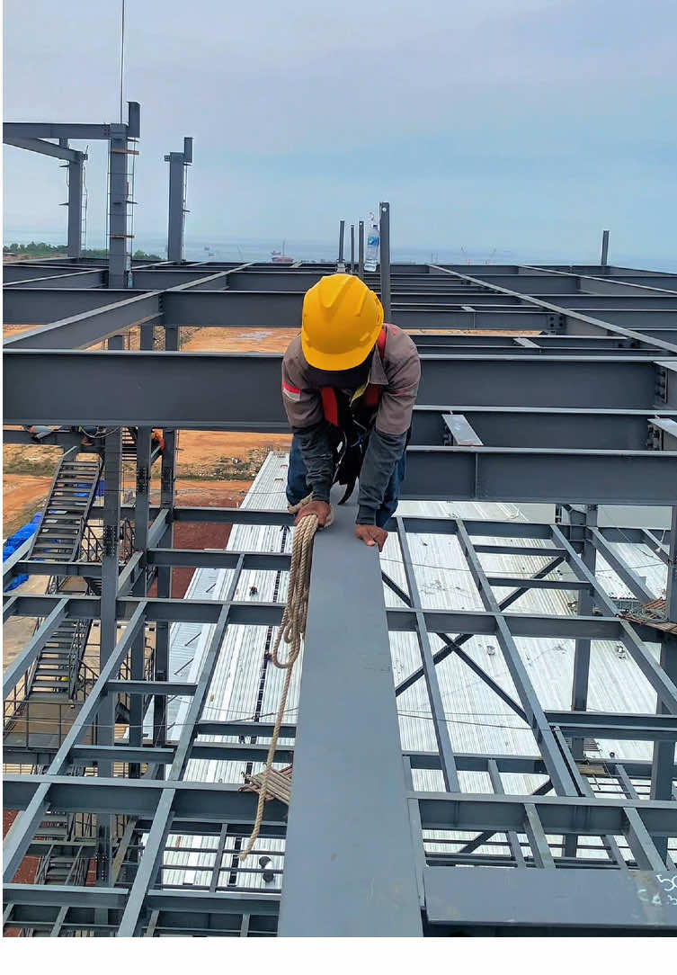 #CapCut #CapCut #kontruksibaja #kontruksi #baja #kerja #welder #lamongan #las #proyek #welding #vertical #