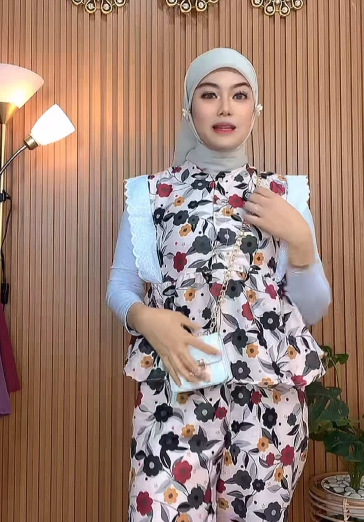 Co dikeranjang kuning kak say 🥰 #setelanwanita #ootdfashion #onesetkekinian 