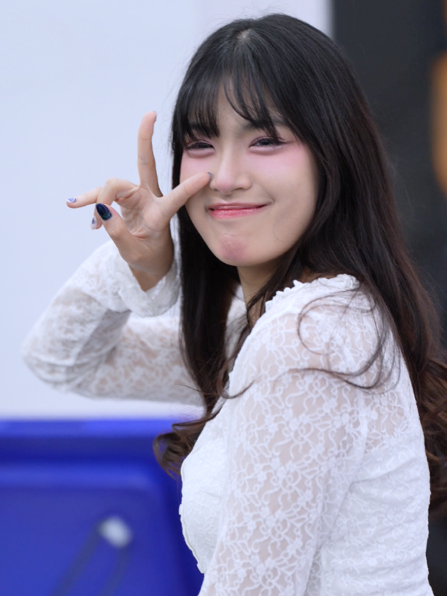 เริ่ม Merchandise #nammonnbnk48 #น้ำมนต์bnk48