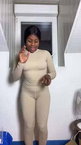 Je m’améliore en dance? 🫣🫣 #france #tiktokfrance 