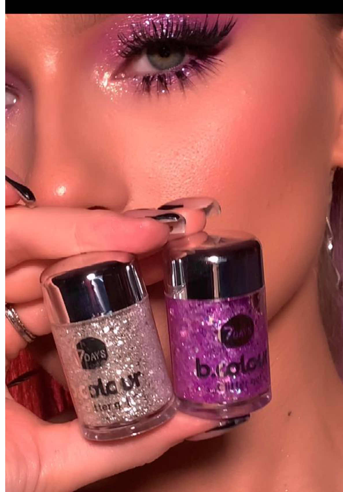 Глиттер для лица, волос и тела 7DAYS 🩷 Твой билет на планету мерцающего магнетизма, где тебя ждет феерично-бомбическое сияние миллиона переливающихся блесток!  WB 104142492 OZON 747160102 LETU MPL192131 ЗЯ 19000118372 #7days #глиттер #блестки #макияждлясебя #визажист 