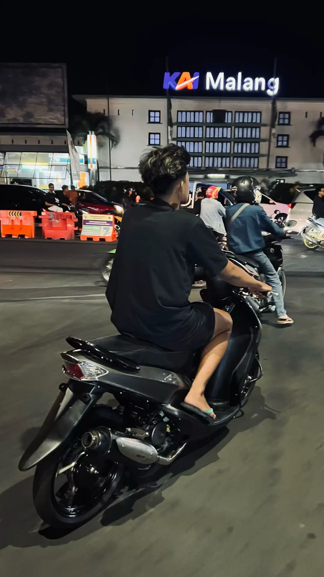 oktoberantakan#fyp #foryou #foryoupage #xyzbca #malang 