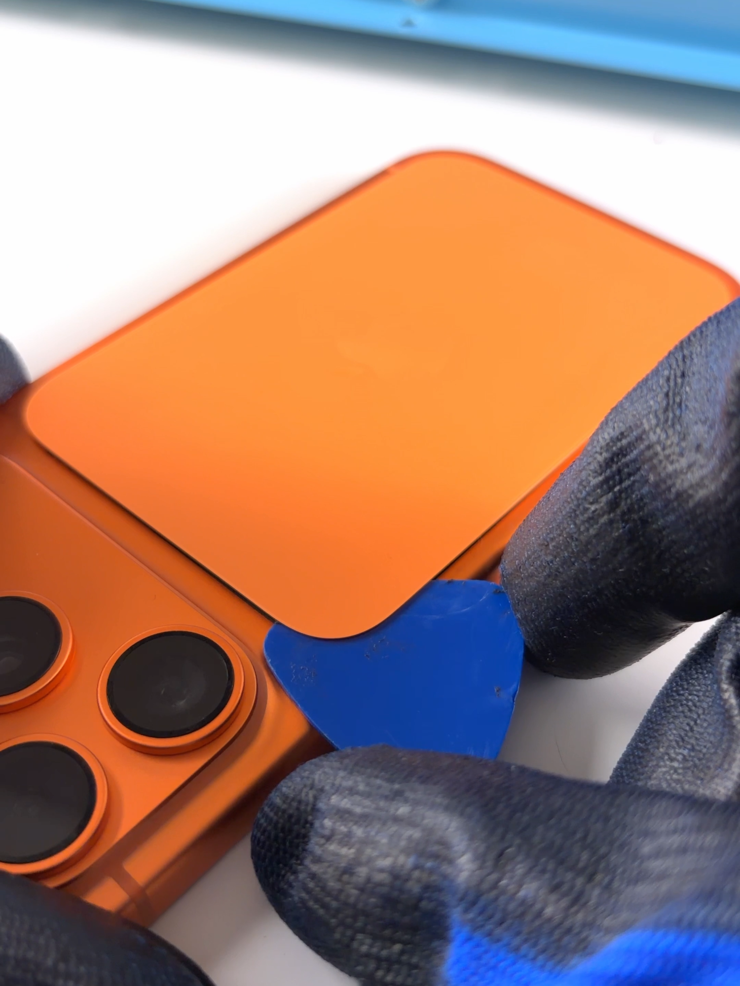 This iPhone 17 Pro Repair Is Oddly Satisfying...! #shorts  This is the iPhone 17 Pro back glass, and it comes off way easier than before. It’s not a full teardown, just the back glass removal, but Apple clearly redesigned this for repairability. The process feels so smooth and oddly satisfying to watch. If you love teardown moments, screen refurbishing, or just watching clean repairs, this one’s for you. Follow for more satisfying Apple repairs, teardowns, and behind-the-scenes refurb work. Comment below! 👉 More tips on Instagram: @GadgetGearGuide3gs 📲 Follow us on YouTube: @GadgetGearGuide3gs #iPhone17Pro, #iPhoneRepair, #Teardown, #RightToRepair, #TechASMR, #BackGlassRepair, #AppleRepair, #SatisfyingShort, #GadgetGearGuide, #shorts  Gadget Gear Guide assumes no liability for any damage to your phone as a result of using the information in this video. Attempt repairs only if you understand and accept the risk of potential further damage to your device.  Always proceed with caution, and remember that repairs should be done at your own risk.