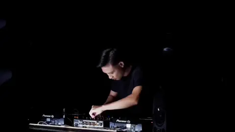 Y3IIO-bola de fogo remix #boladefogo #y3llo #bailefunk #ဘောက်နဲ့ဖွင့်ကြည့်အရမ်းလန်း😍😍 #ဘောက်ဆရာများအတွက် 