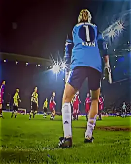 Who knows the name of the guard? 💀🔥#soccertiktok #footballtiktok #foryour #viralvide #skills 