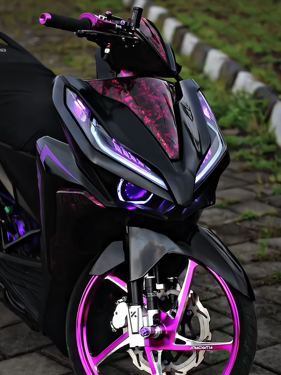 aura kedinginan meningkat🥶 #sithomas🥶 #variomodifikasi #vavarioan #vario125 #vario150 #masukberandafyp #fyp #xyzbcafypシ #xyzbca #foryoupage #berandafypシ #fypシ 