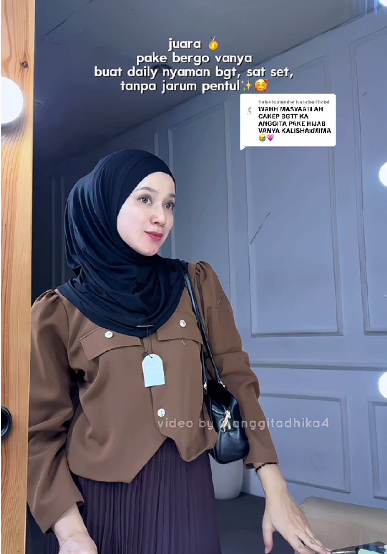 Membalas @Kalishaofficial Bergo Vanya hijab andalan untuk daily. Nyaman bgt dipake dan sat set. Bikin looks simpel, cakep dan elegant. #bergovanya #hijabbergo #hijabinstan #bergo #tutorialhijab 