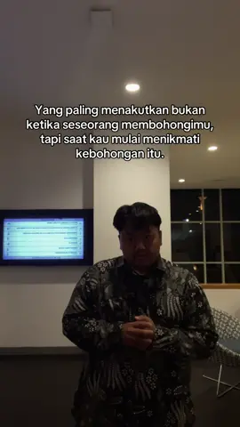 Yang sudah tau boleh pulang #foryou #kata #lagiviral #kingyogi #fypシ 