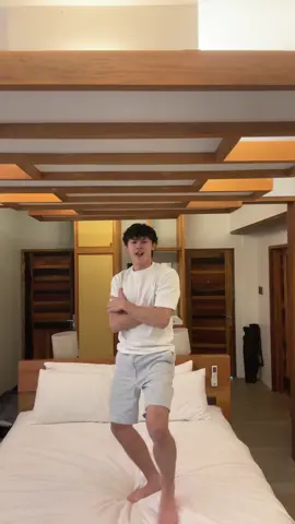 Hirap sumayaw sa bed 