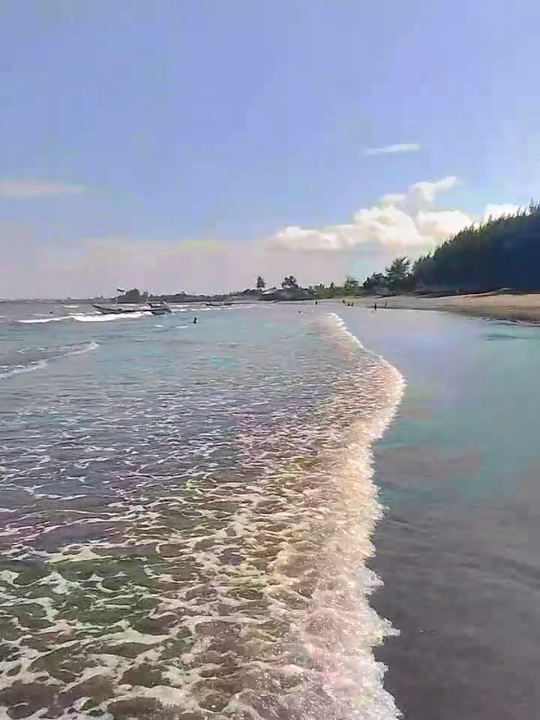 pantai gumuk kantong tingal kenangan#CapCut #pantaivibes #gumukkantong #wisatabanyuwangi #tingalkenangan 