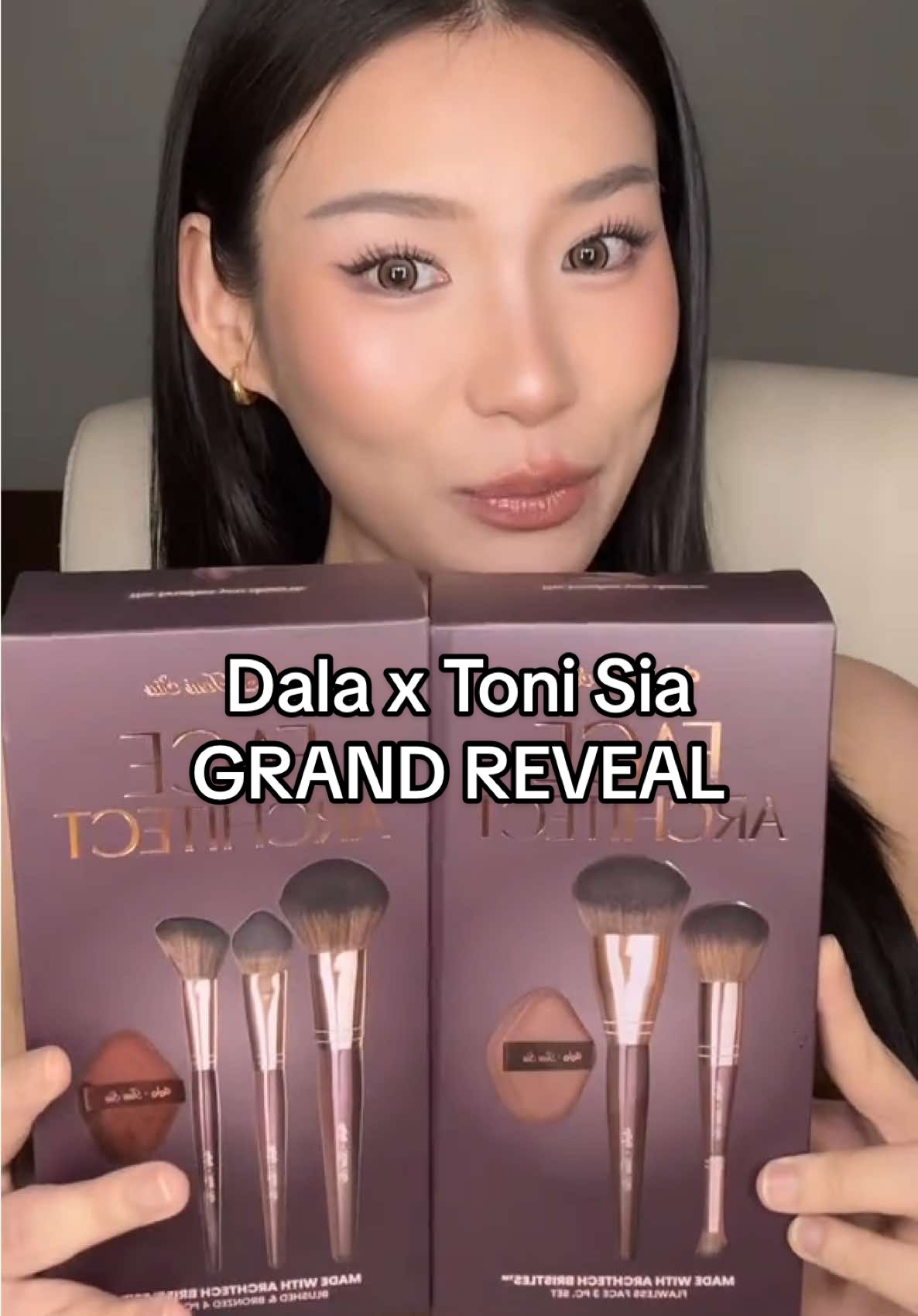 THIS IS IT 🤎 my love letter to you guys who have trusted my recommendations for the past 9 years. I love you all SO MUCH. DALA x Toni Sia FACE ARCHITECT collection Available on Oct. 29 7PM 🤎 @Dala Global 