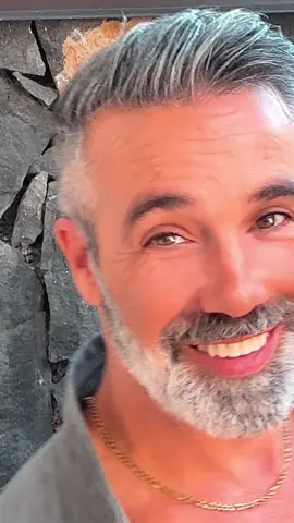Quién será? #parati #latinos #singing #amor 