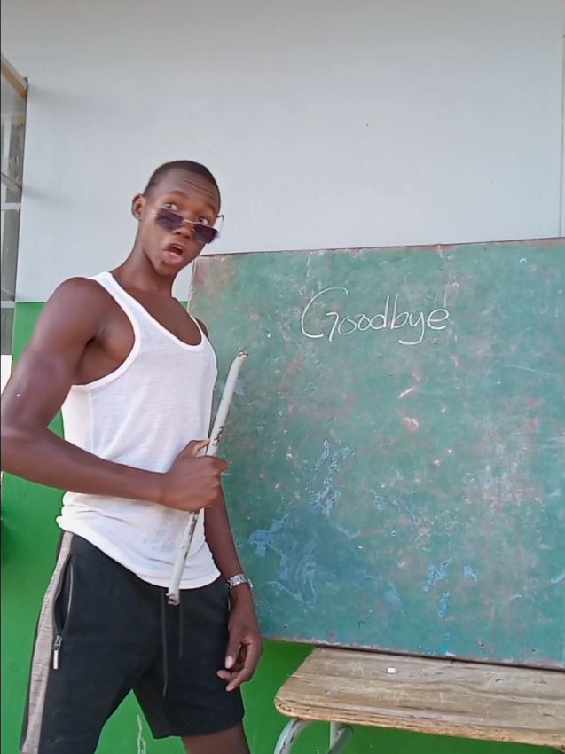 goodbye 👋 😅 #creatorsearchinsights #funnyteacher #funnyvideos😂  funny teacher  funny educational  funny classroom moments  hilarious teacher funny videos  funny videos for you 🤣 