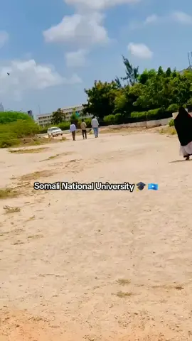 #somali #somalitiktok #maxamedqadar #somalilandtiktok💚🤍❤  #jamacadaumadasomaliyeed 