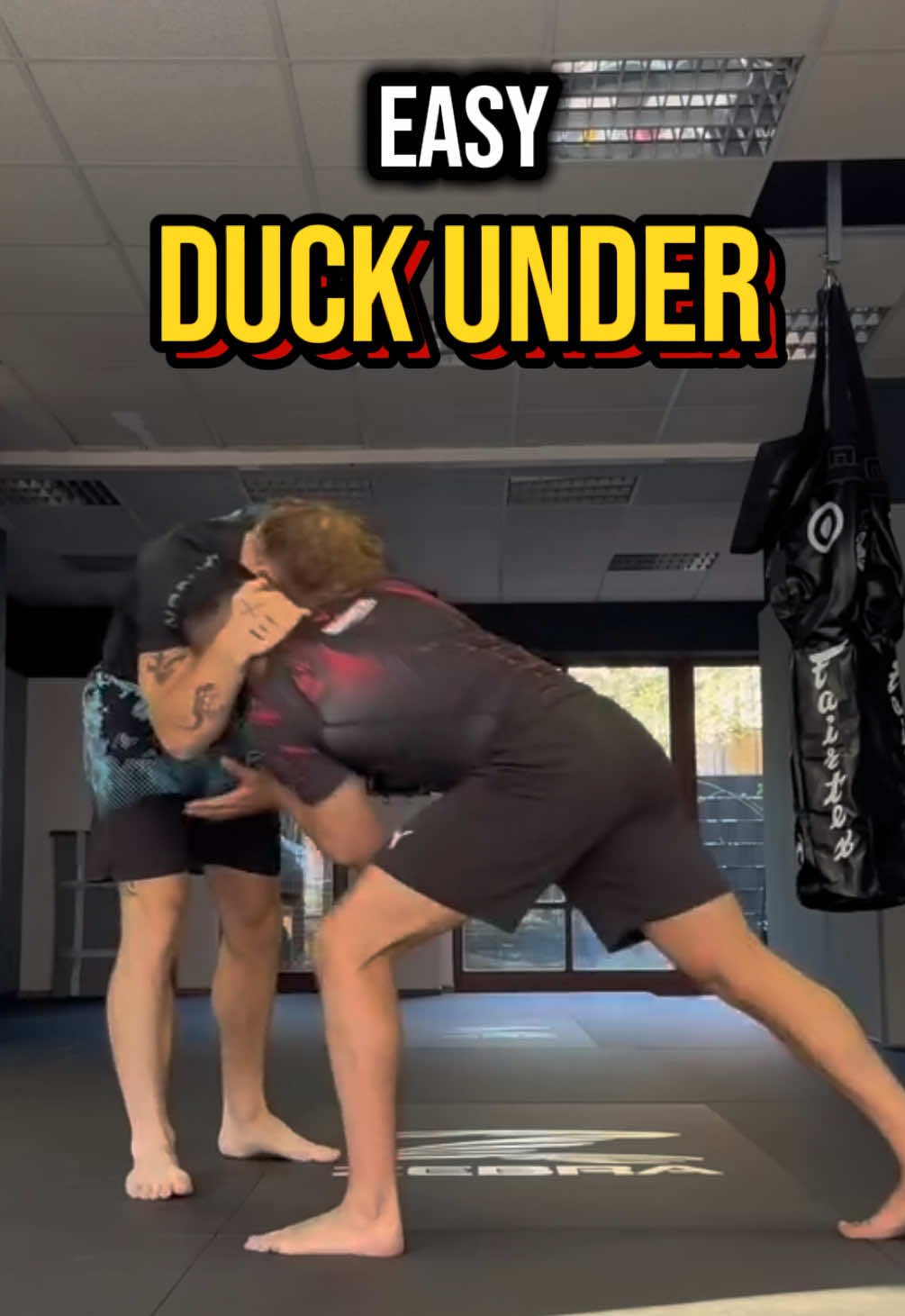 EASY DUCK UNDER + TAKEDOWN 🤼‍♂️ 😱 #BJJ #Grappling #BrazilianJiuJitsu #BJJLifestyle #Takedown 